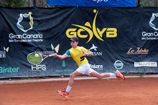 Primera jornada del VIII Gran Canaria Yellow Bowl 2019 (Foto TA)